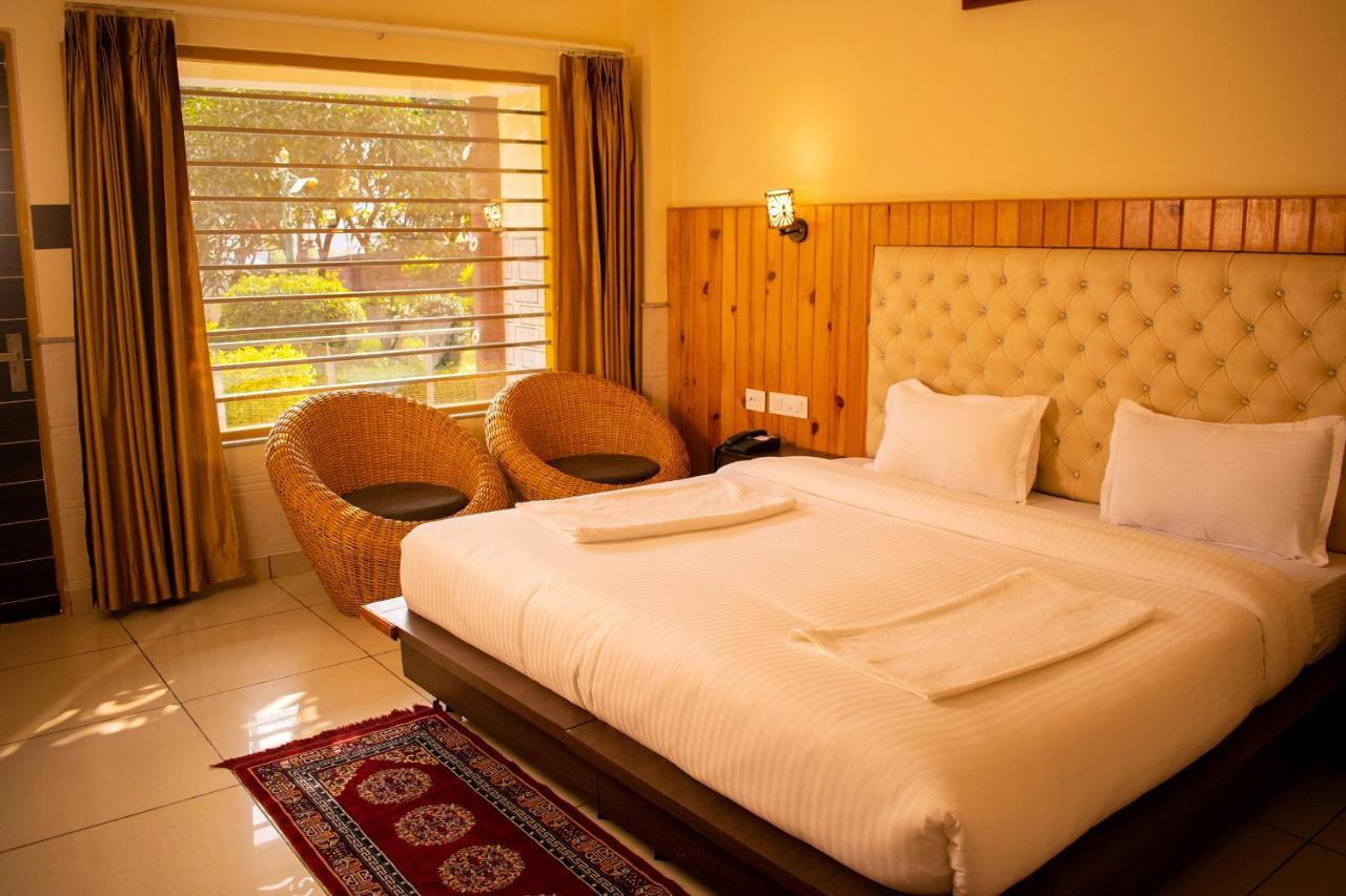 Mvt Guesthouse & Restaurant Rishikesh Luaran gambar