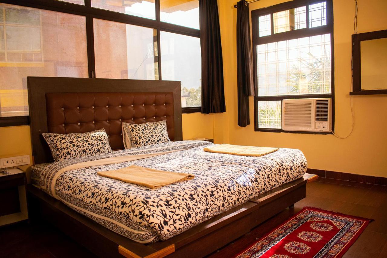 Mvt Guesthouse & Restaurant Rishikesh Luaran gambar